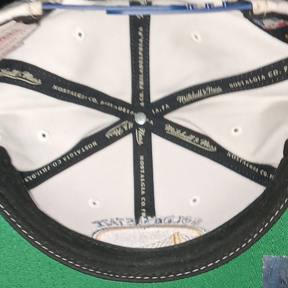 Hat - Picture 4 of 4